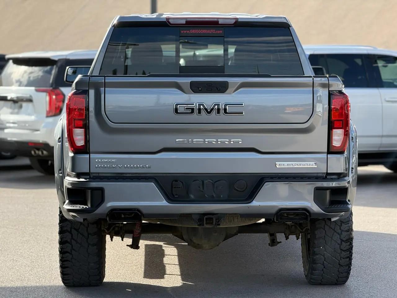 GMC Sierra 1500 4WD Crew Cab 147" Elevation w/3SB 2021