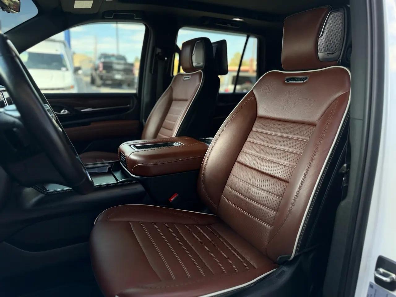 GMC Yukon 4WD 4dr Denali Ultimate 2023