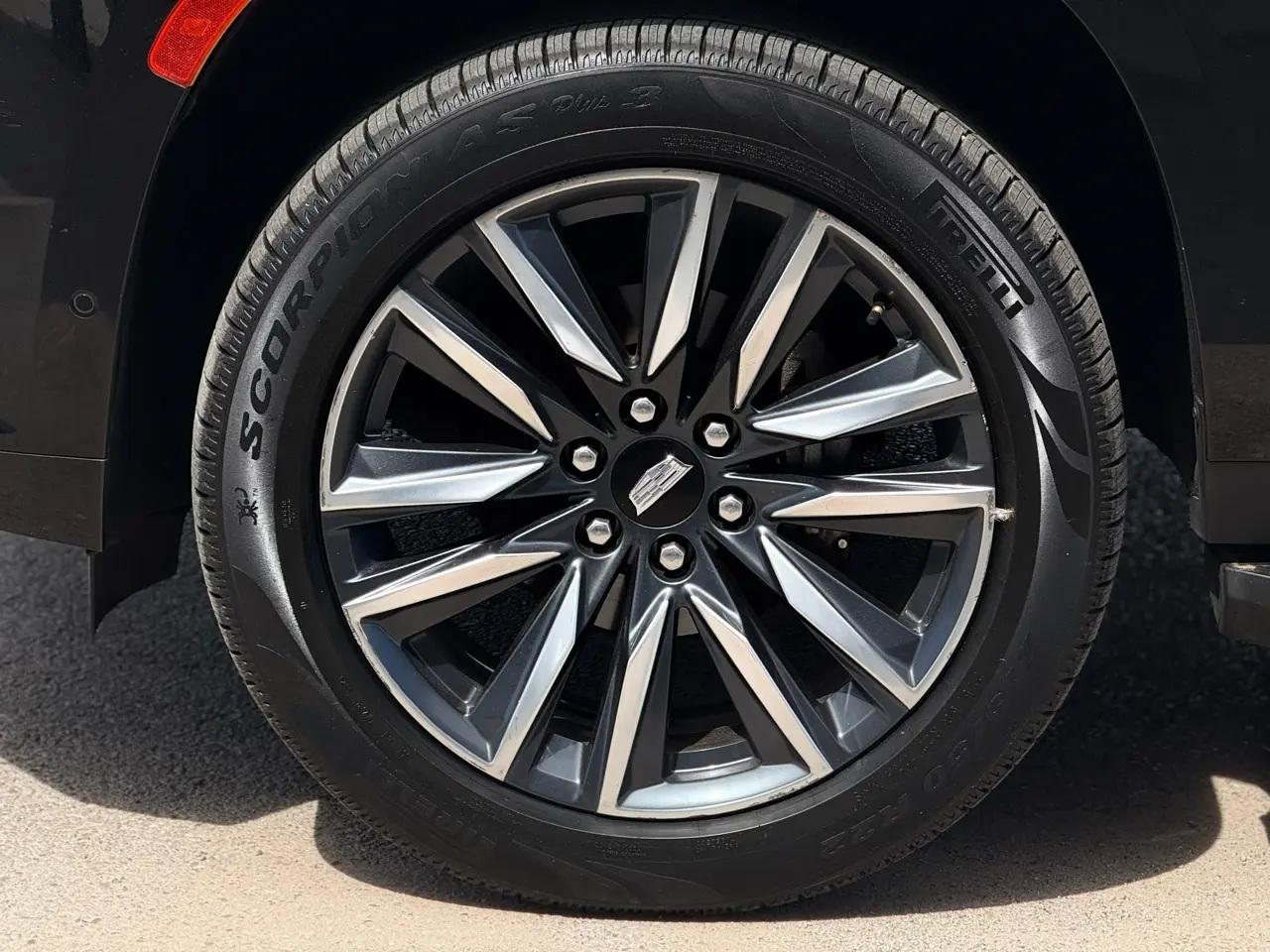 Cadillac Escalade 2WD 4dr Sport 2021