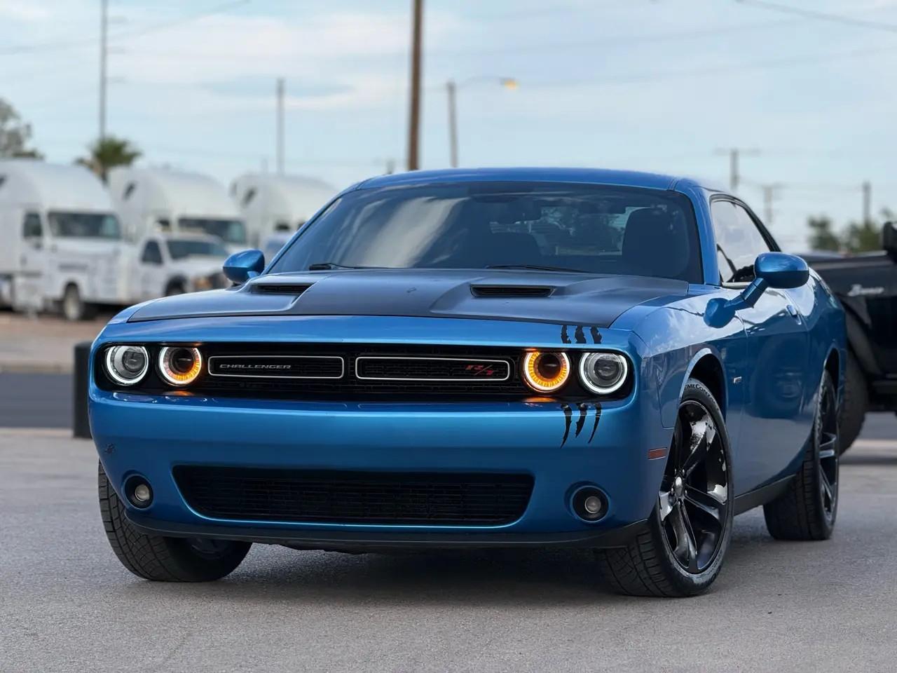 Dodge Challenger 2dr Cpe R/T 2016