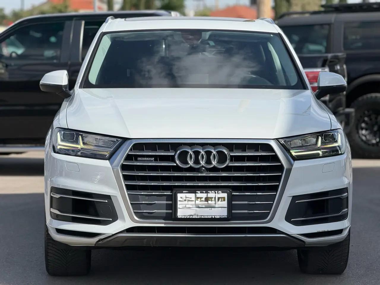 Audi Q7 SE Premium Plus 55 TFSI quattro 2019