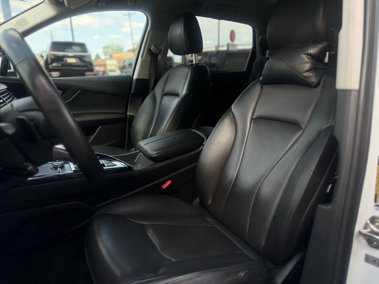 Audi Q7 SE Premium Plus 55 TFSI quattro 2019