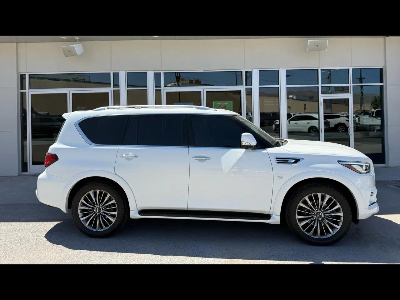 2019 Infiniti QX80 LUXE AWD