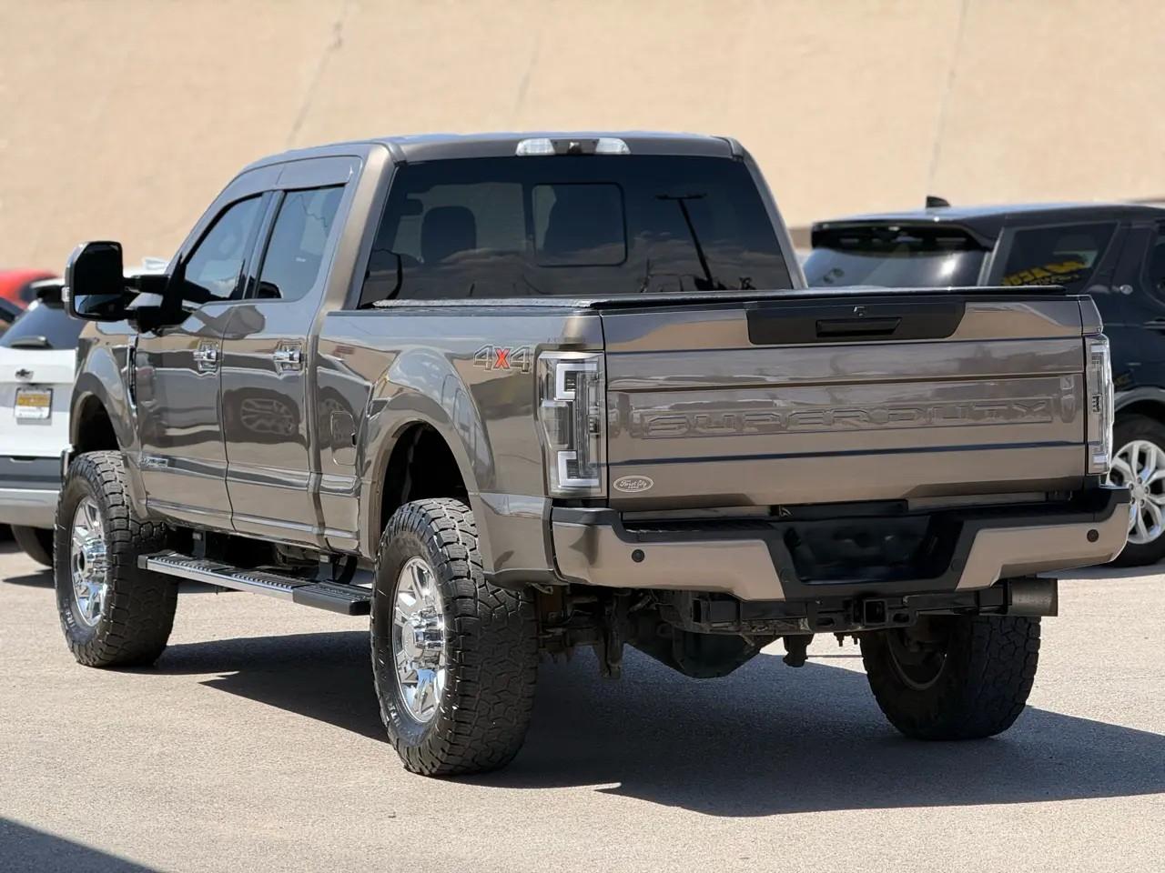 Ford F-350 SD King Ranch 4WD Crew Cab 8' Box 2019