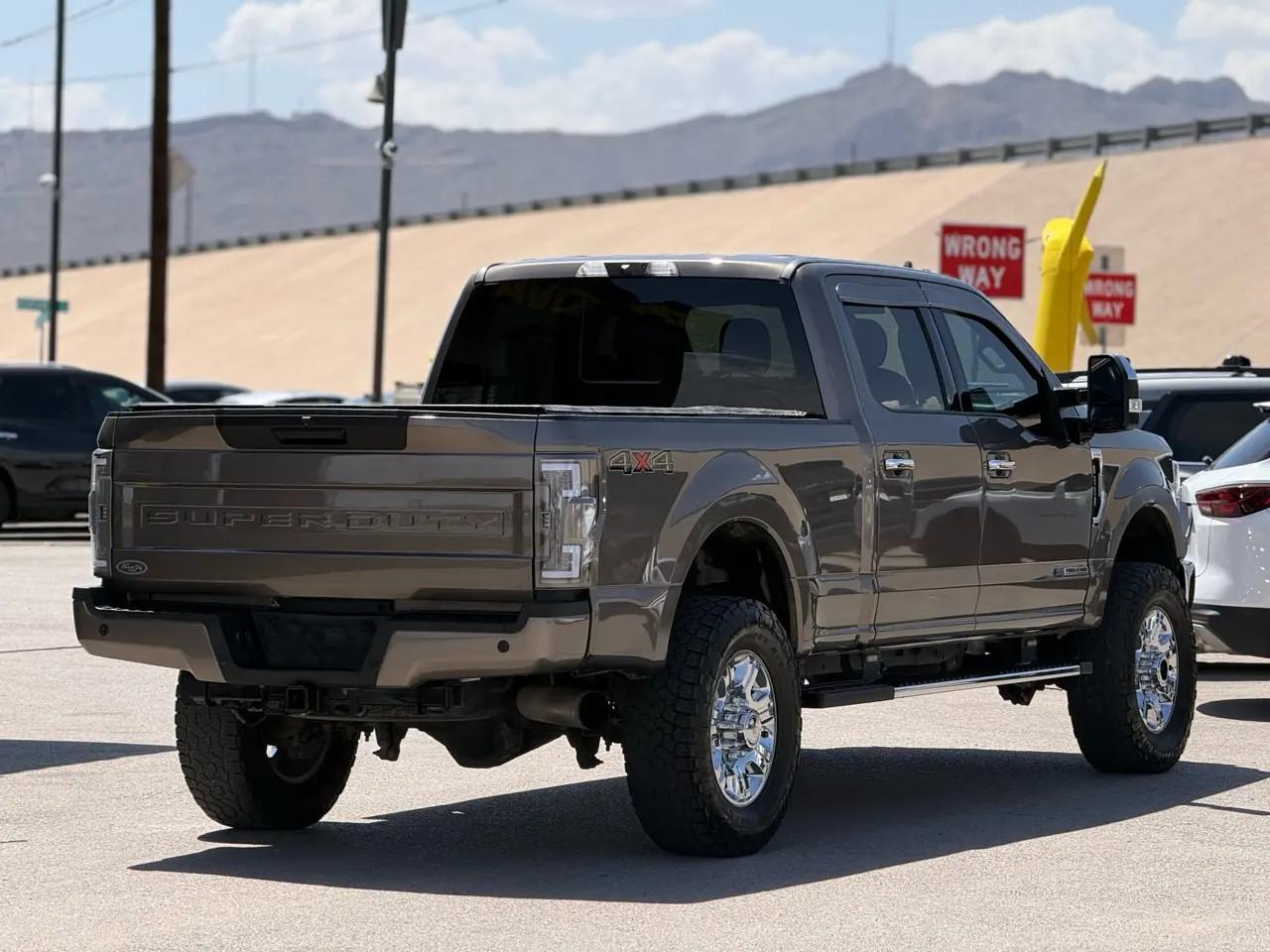 Ford F-350 SD King Ranch 4WD Crew Cab 8' Box 2019