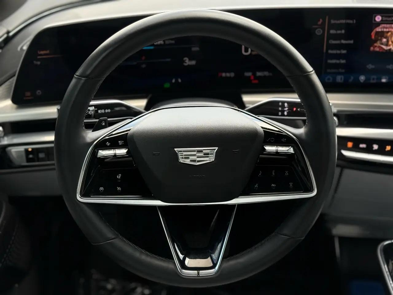 Cadillac Lyriq 4dr Luxury w/1SC 2024