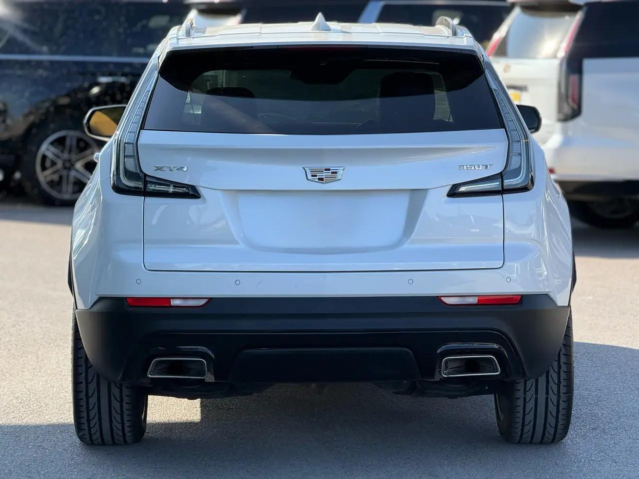Cadillac XT4 FWD 4dr Sport 2023