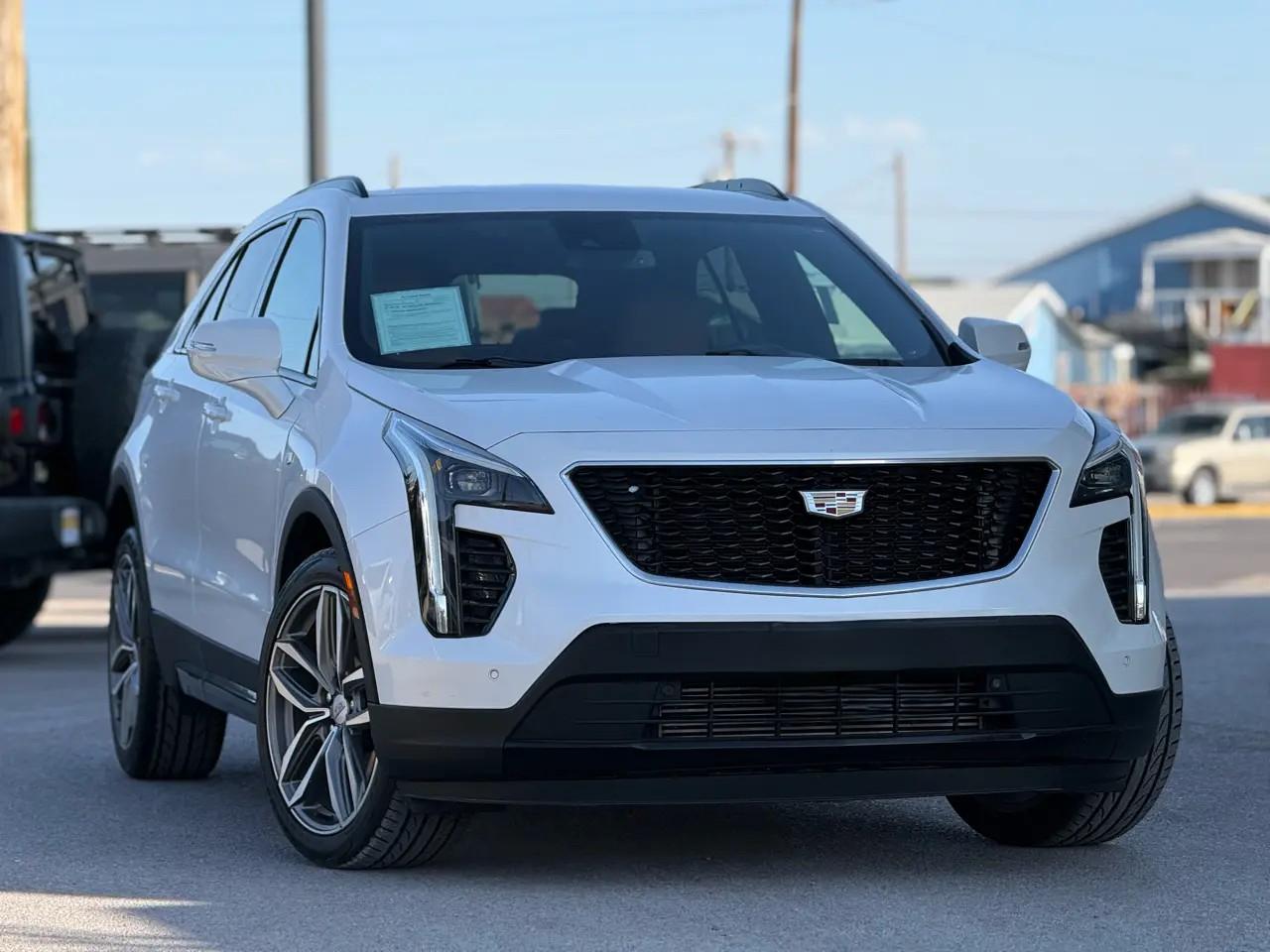 Cadillac XT4 FWD 4dr Sport 2023