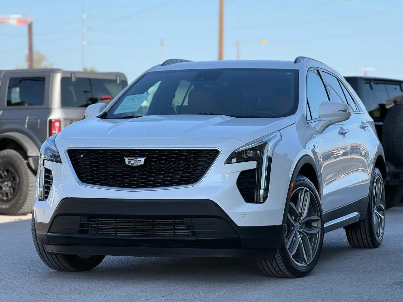 Cadillac XT4 FWD 4dr Sport 2023