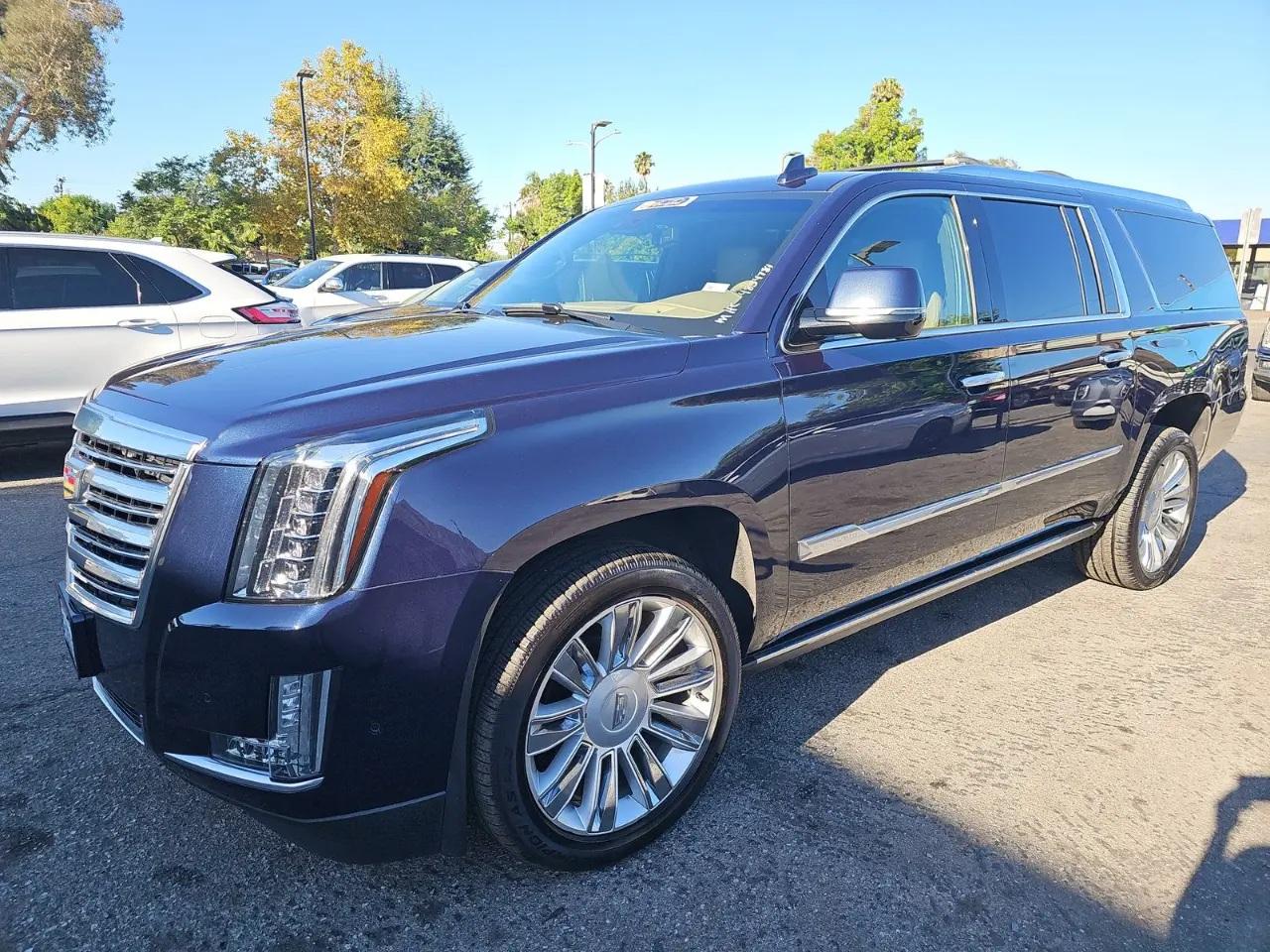2018 Cadillac Escalade ESV 4WD 4dr Platinum