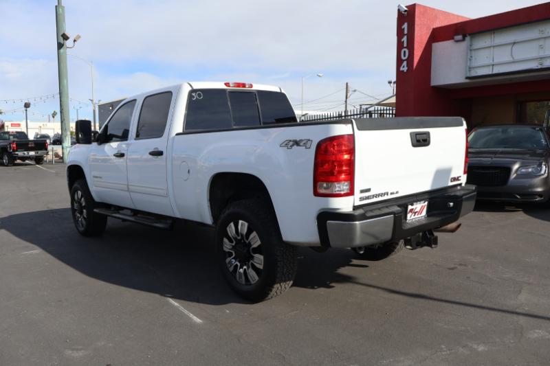GMC Sierra 2500HD SLE Crew Cab 4WD 2012