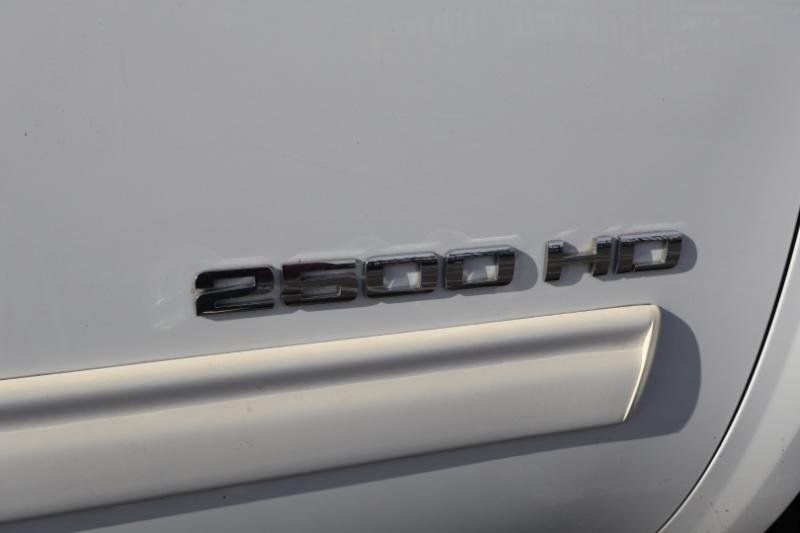 GMC Sierra 2500HD SLE Crew Cab 4WD 2012