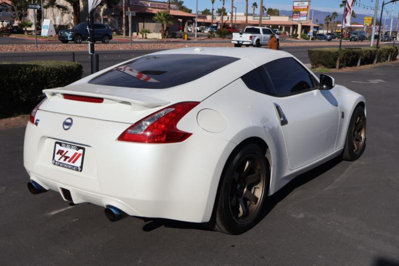 Nissan Z 370Z Touring Coupe 2012