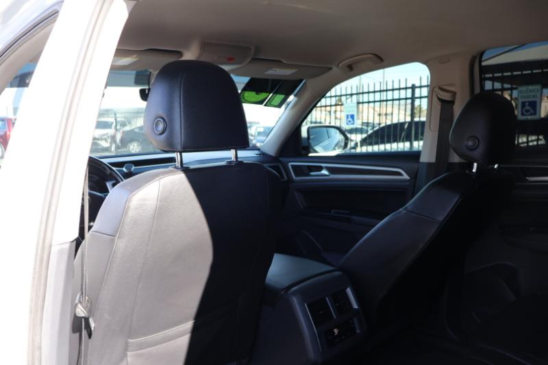 Volkswagen Atlas V6 SE w/Technology 2018