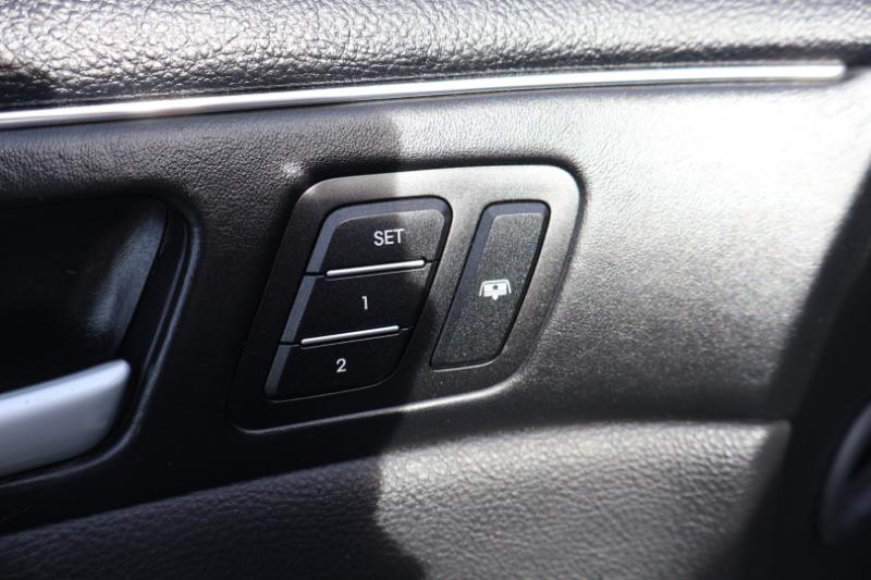 Hyundai Genesis 3.8L 2013