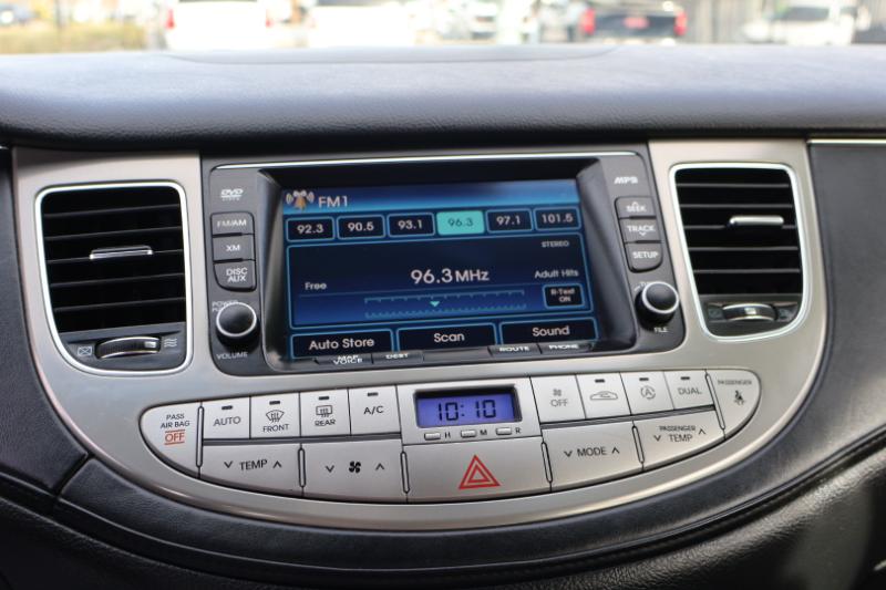 Hyundai Genesis 3.8L 2013