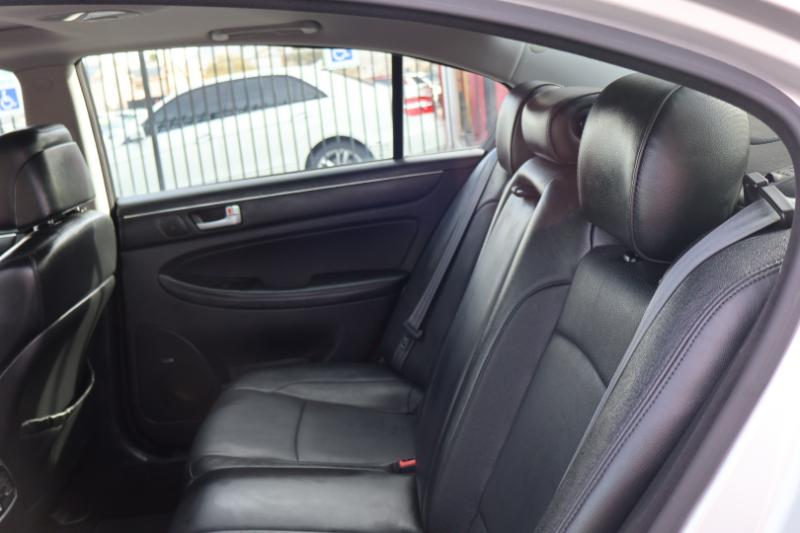Hyundai Genesis 3.8L 2013