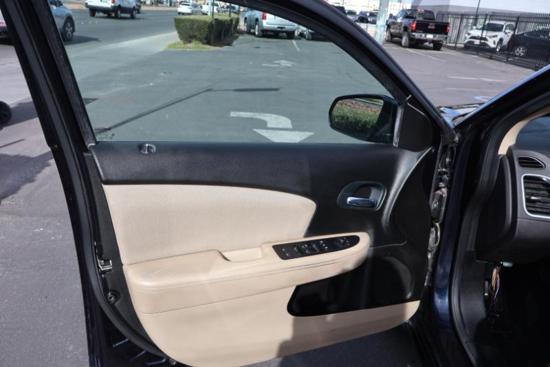 Dodge Avenger Mainstreet 2011