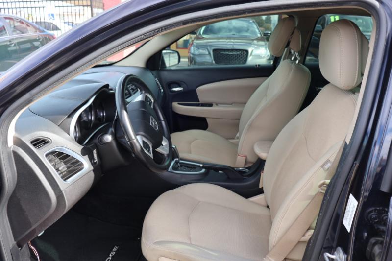 Dodge Avenger Mainstreet 2011