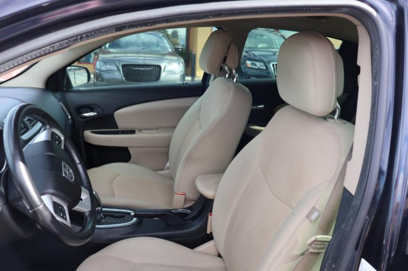 Dodge Avenger Mainstreet 2011