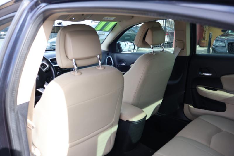 Dodge Avenger Mainstreet 2011