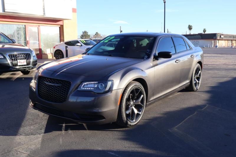 Chrysler 300 Touring 2022
