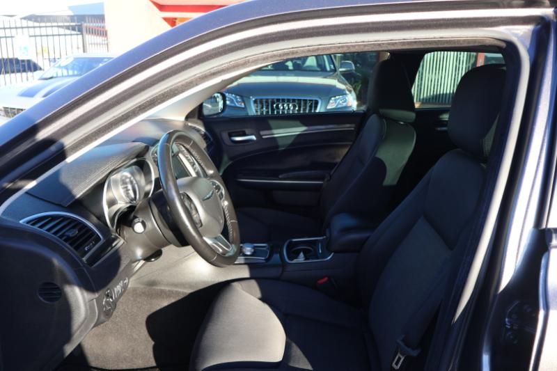 Chrysler 300 Touring 2022