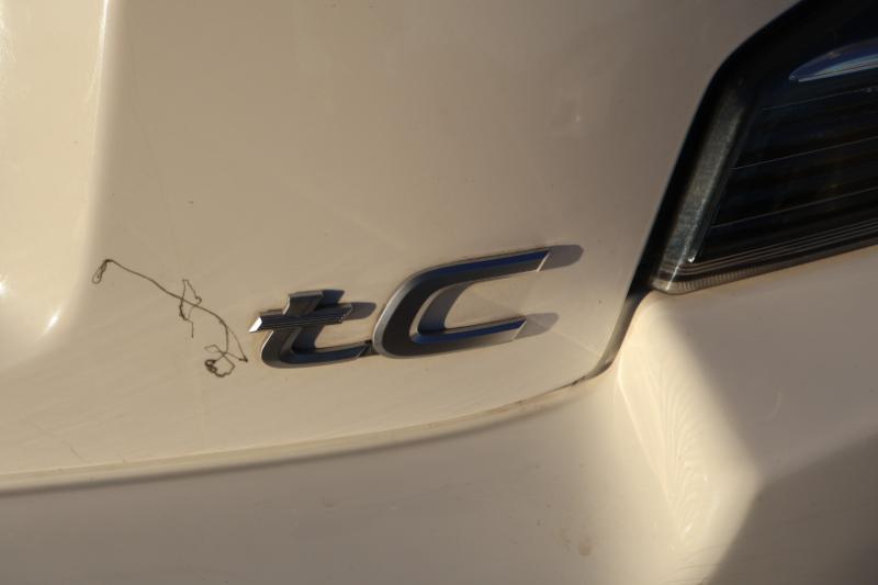 Scion tC Sports Coupe 6-Spd AT 2014