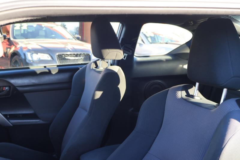 Scion tC Sports Coupe 6-Spd AT 2014