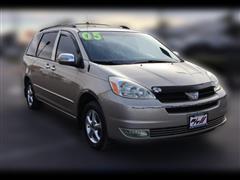 2005 Toyota Sienna 