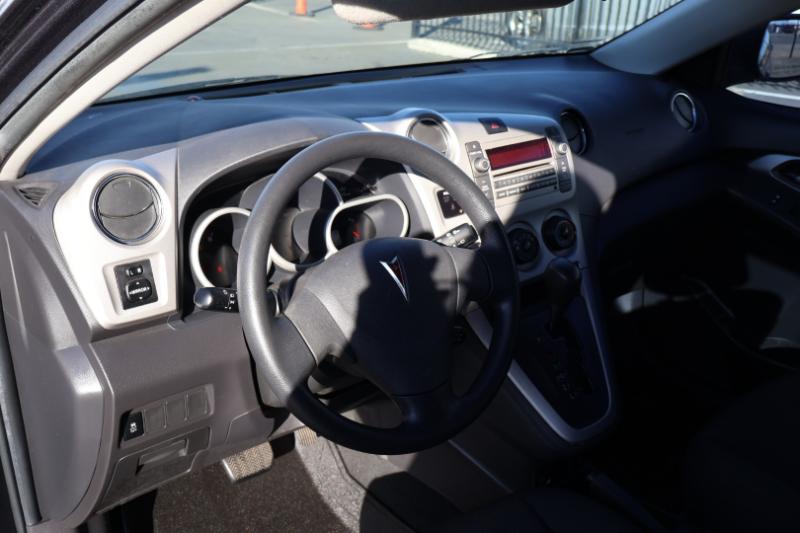 Pontiac Vibe 4dr HB FWD 2009