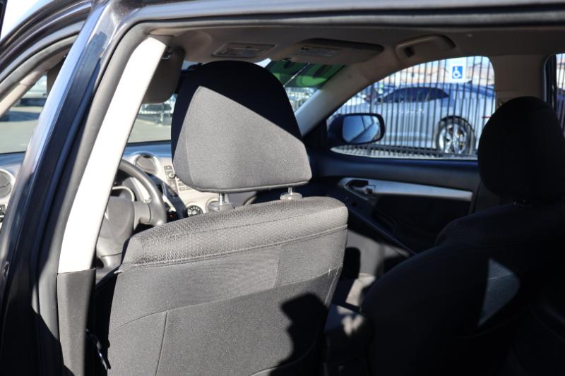 Pontiac Vibe 4dr HB FWD 2009