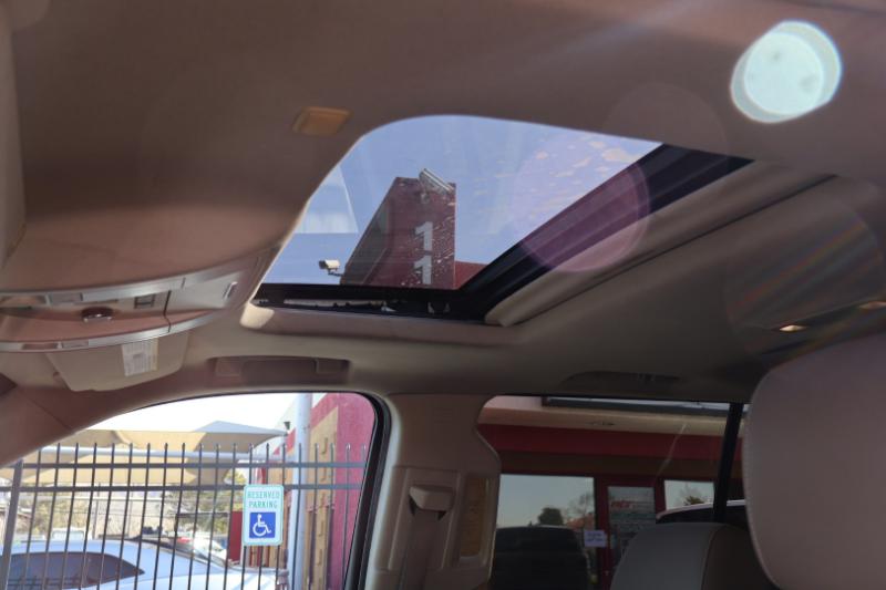 Chevrolet Suburban LTZ 2WD 2015