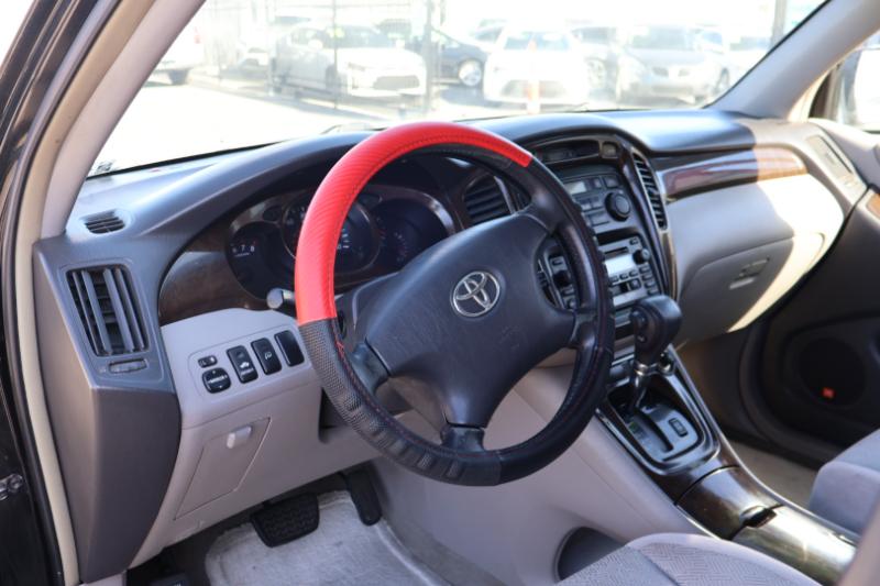 Toyota Highlander Limited 2003