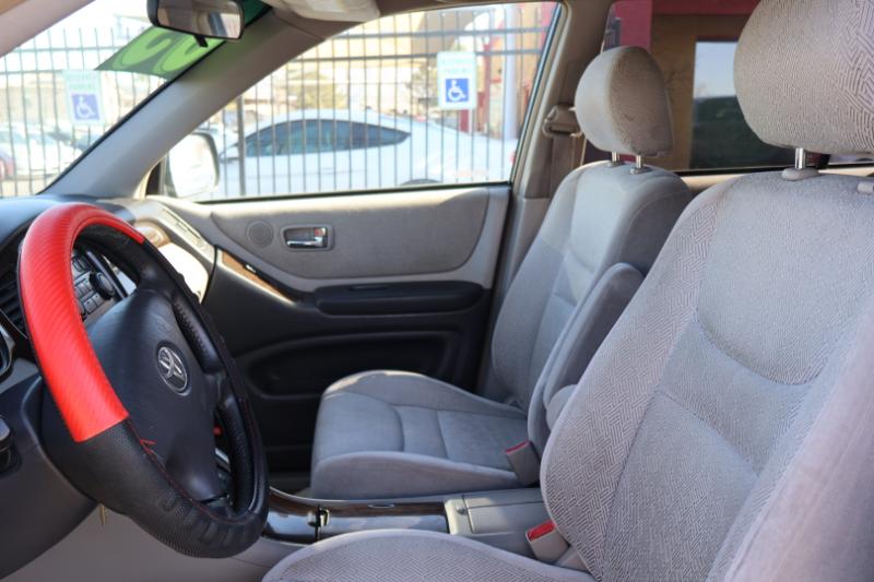 Toyota Highlander Limited 2003