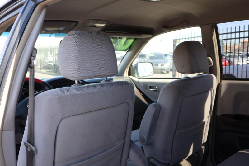 Toyota Highlander Limited 2003