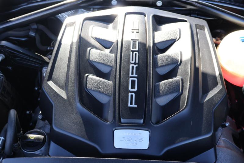 Porsche Macan GTS 2017