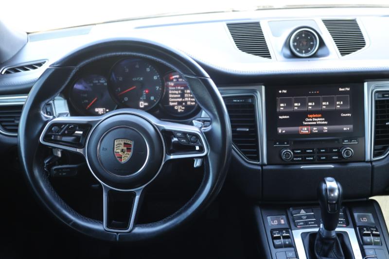 Porsche Macan GTS 2017