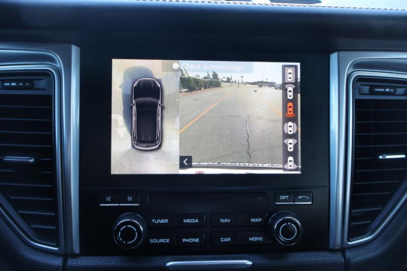 Porsche Macan GTS 2017