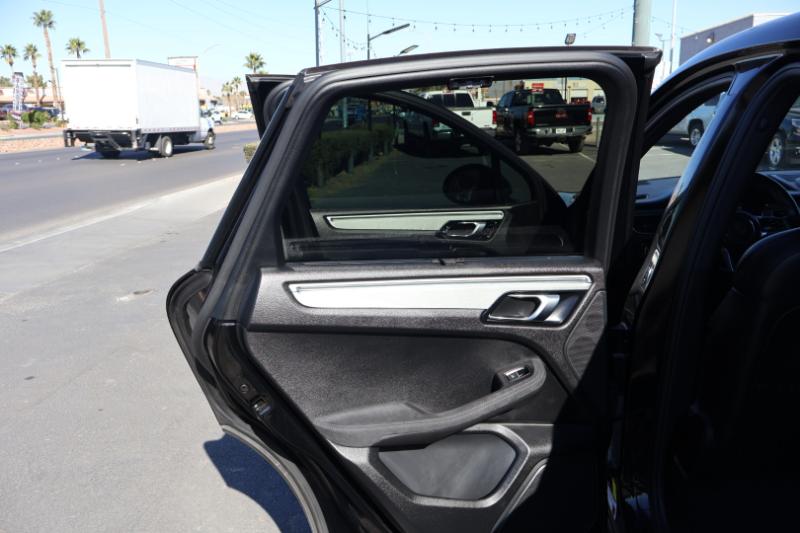 Porsche Macan GTS 2017