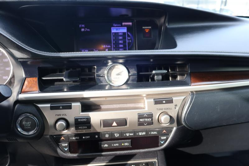 Lexus ES 350 Sedan 2014