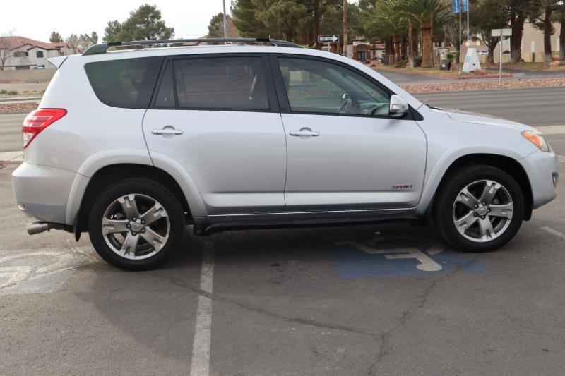 Toyota RAV4 Sport V6 4WD 2011