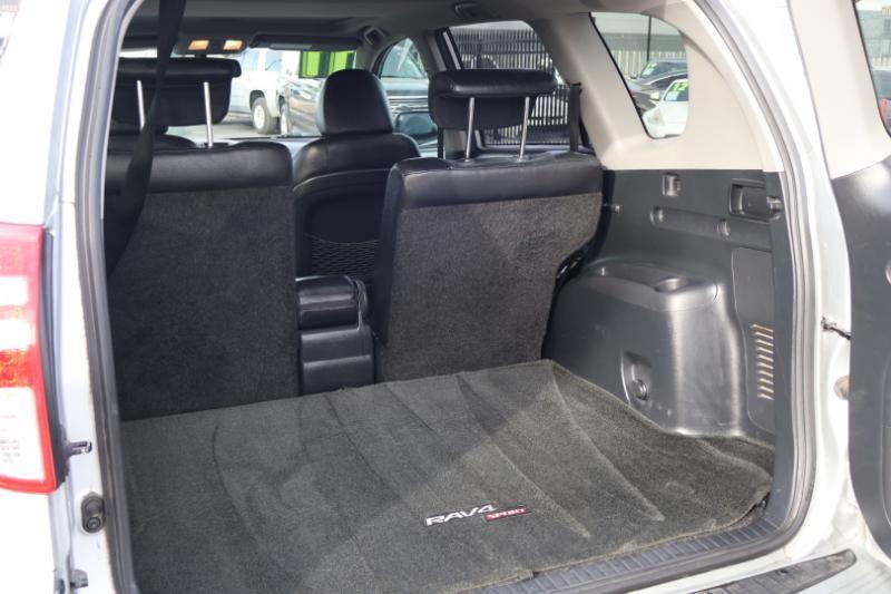 Toyota RAV4 Sport V6 4WD 2011