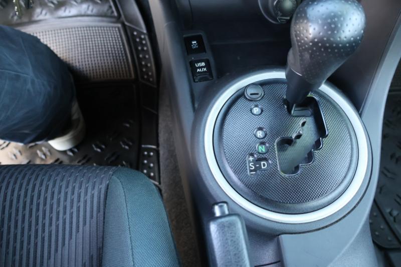 Scion tC Sports Coupe 6-Spd AT 2012