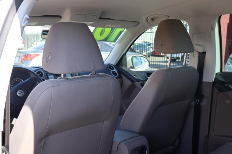 Volkswagen Tiguan Sport 2010