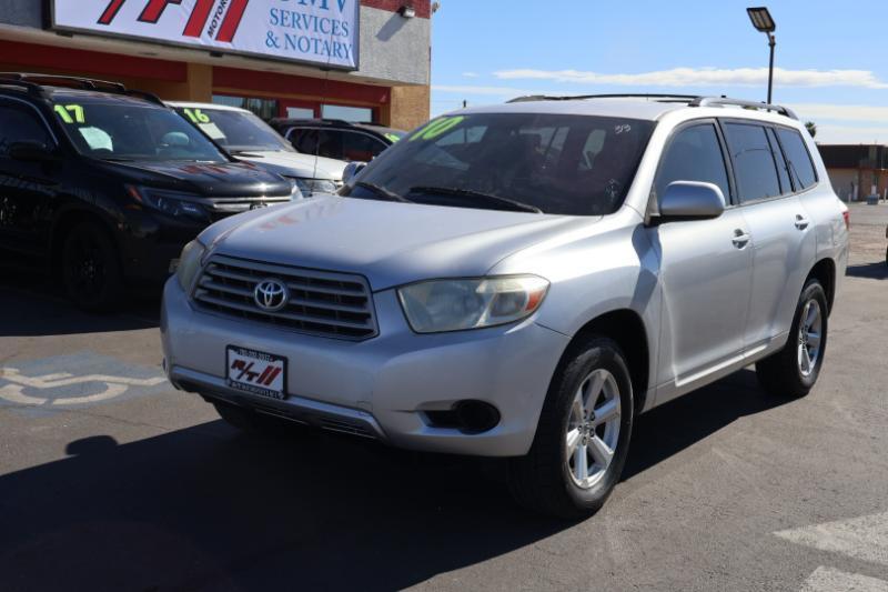 Toyota Highlander Base 2WD I4 2010