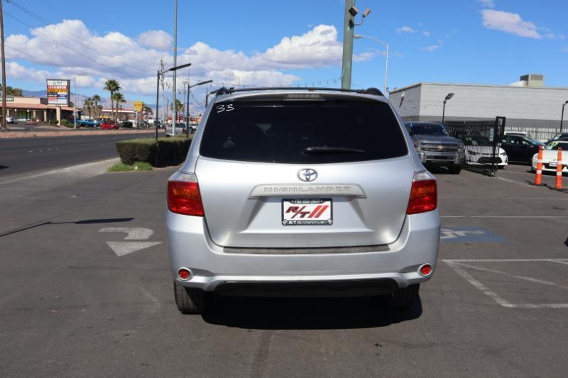 Toyota Highlander Base 2WD I4 2010