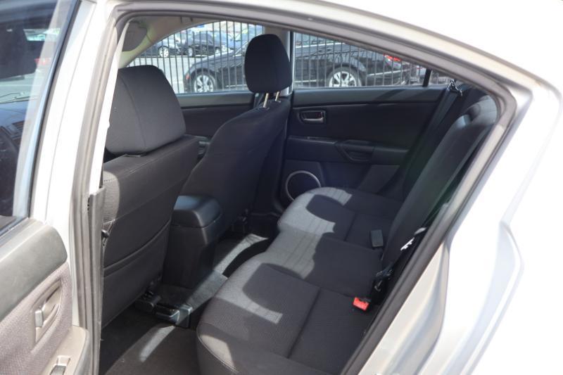 Mazda MAZDA3 s Touring 4-Door 2007