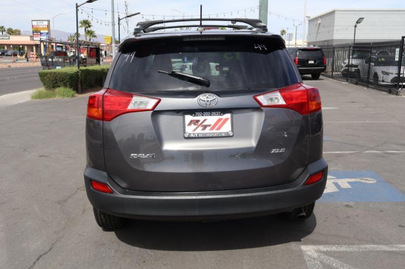 Toyota RAV4 XLE FWD 2015