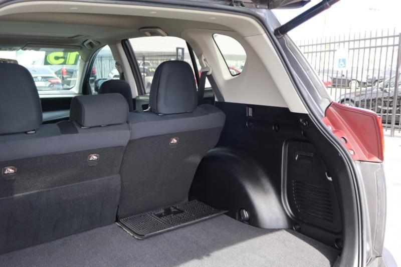 Toyota RAV4 XLE FWD 2015